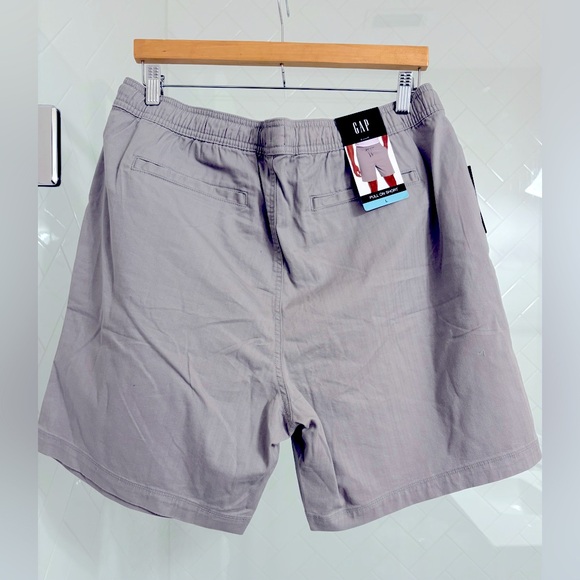 GAP • Men's Pull-On Shorts • Size L • NWT - Picture 2 of 4